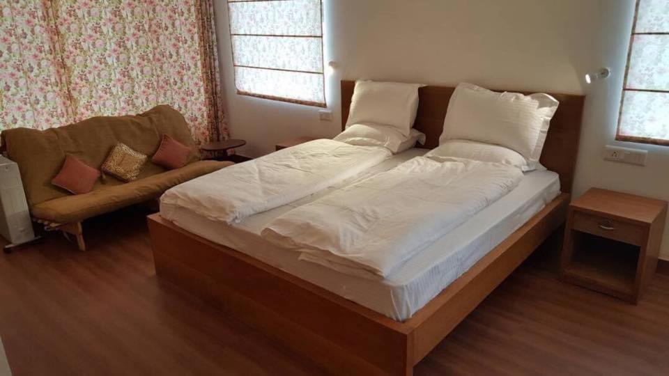 The Amrit Manali 2&3 Bhk Villas Exterior photo